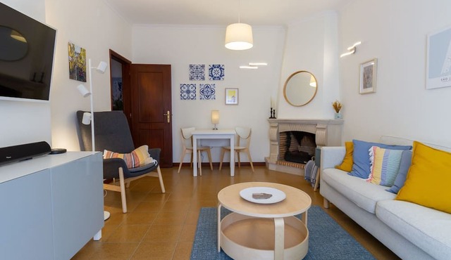 Wohnung mit Balkon, Blick auf die Lagune, Sao Jacinto, Aveiro by Interhome in Aveiro