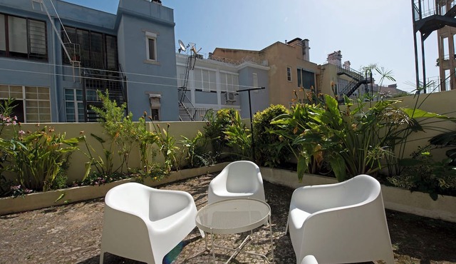 Holiday Home 'Traditional with Garden' with Private Garden and Wi-Fi