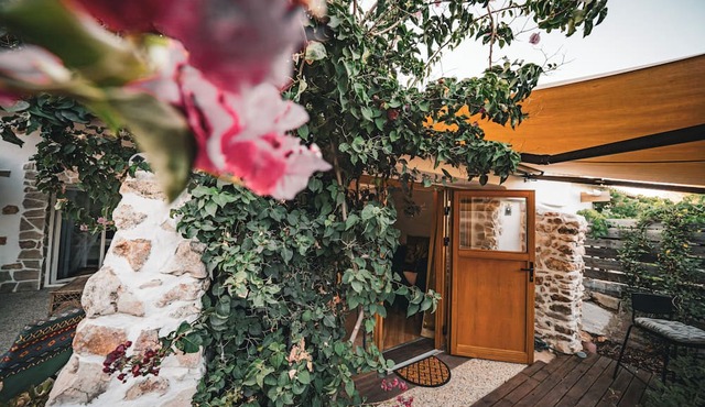 You'll love this renovated traditional Portuguese stone cottage (near Lagos.)