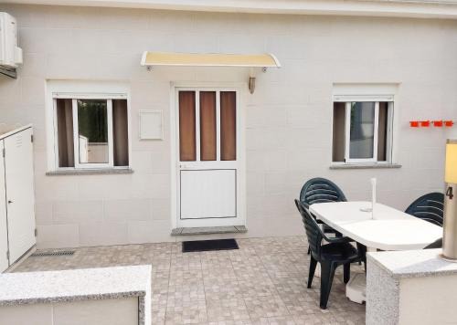Comfortable House in Marinhas + Garden and Sea View.
