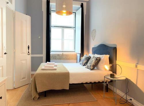 SJ2DE Heart of Lisbon, 1min to Augusta Arch! Spacious 2 APTS with 4BR& 2BA