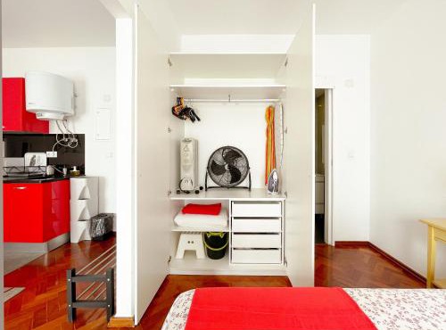 SWEET CHILI - Studio with balcony near Metro & Airport