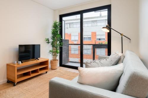 Stylish & Bright Flat with Balcony by HostWise
